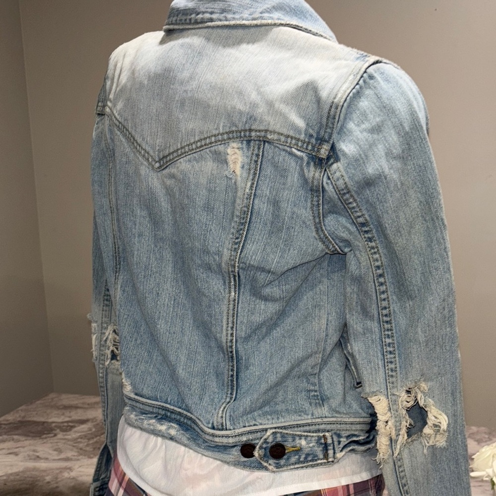 Y2K vintage Abercrombie & Fitch trucker distressed Light Blue Denim Jacket - Picture 6 of 16
